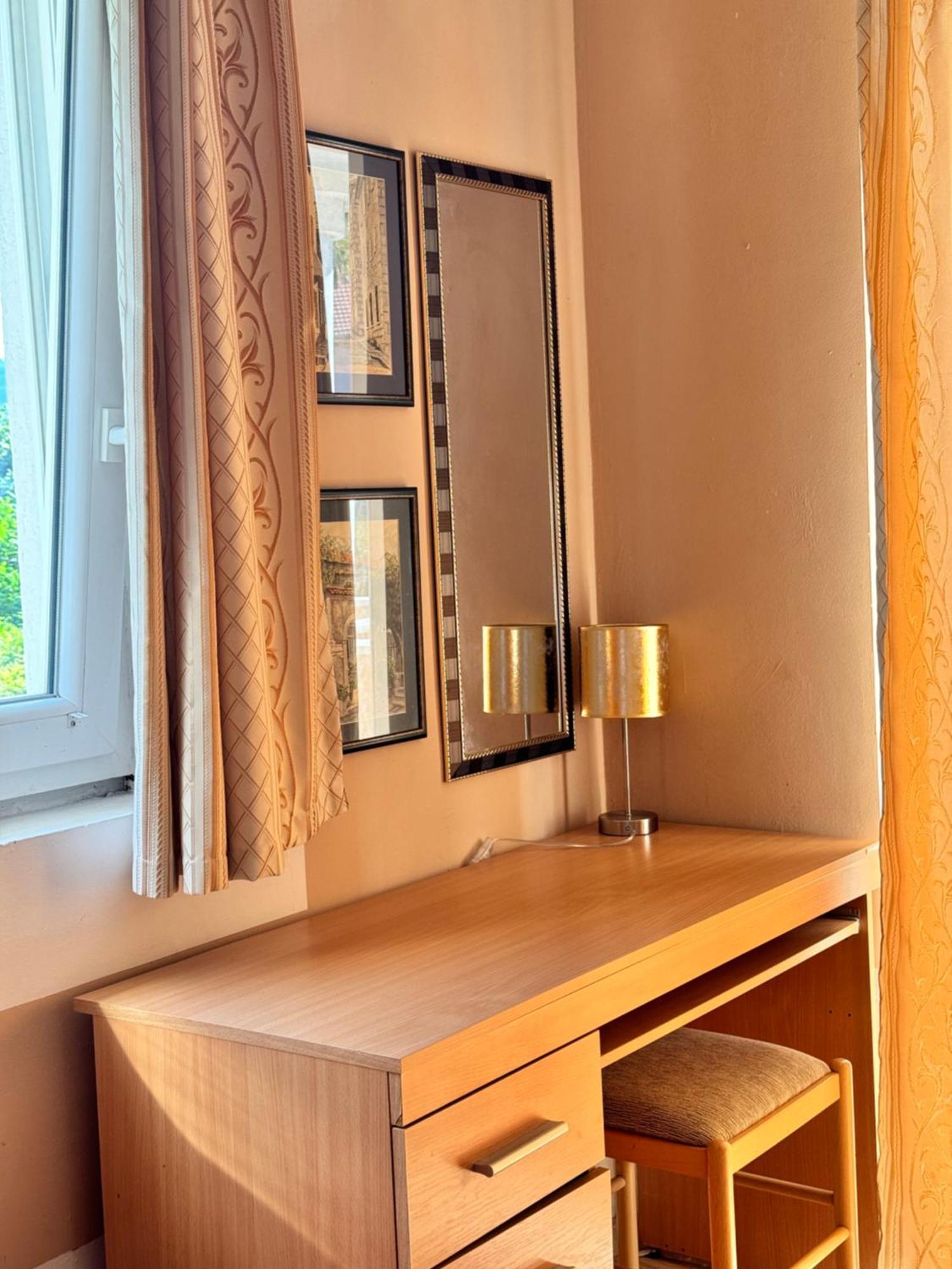 Apartamento Carine Garden Risan Exterior foto